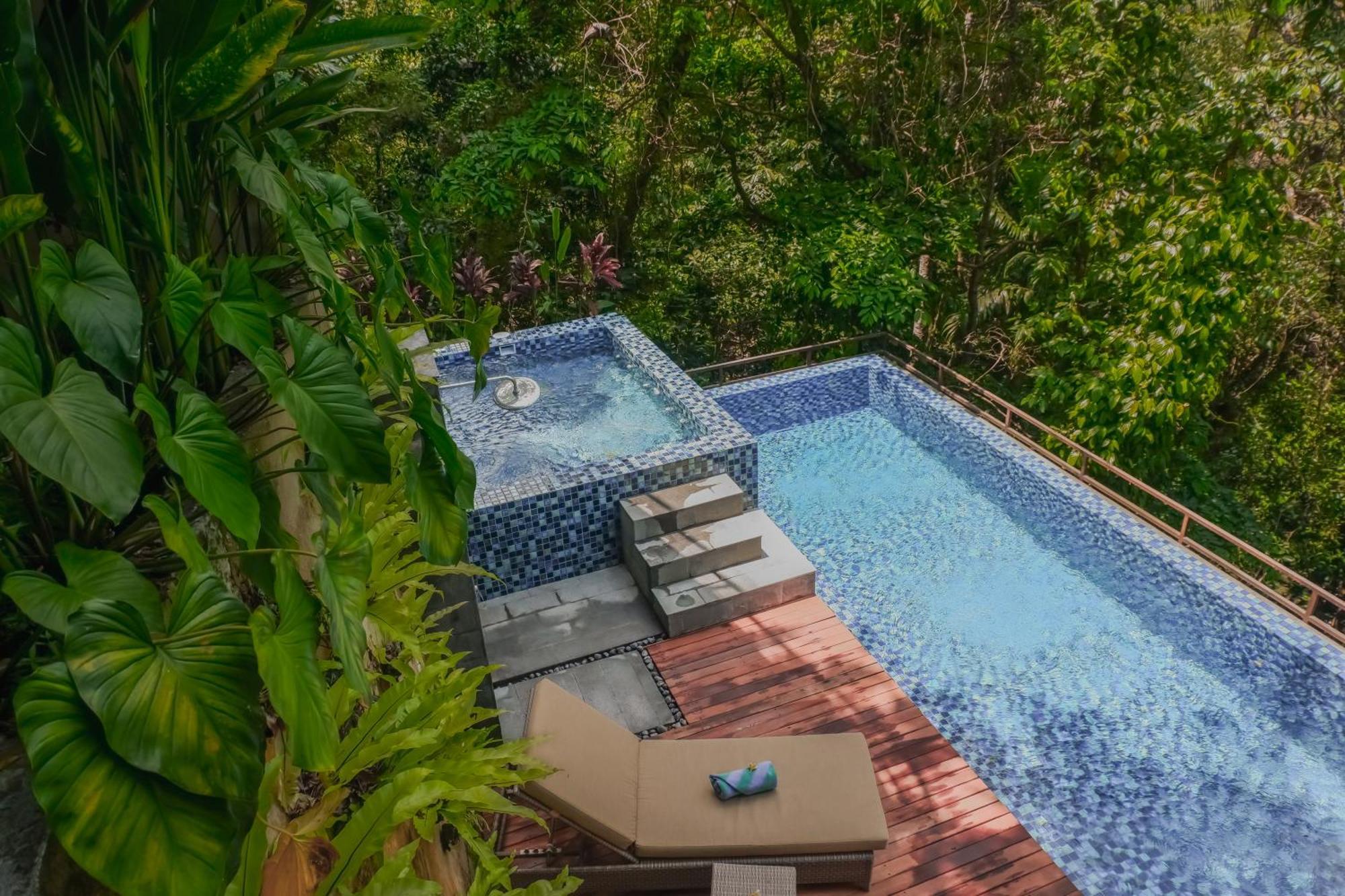 The Sebali Resort Ubud Buitenkant foto Private pool at the resort